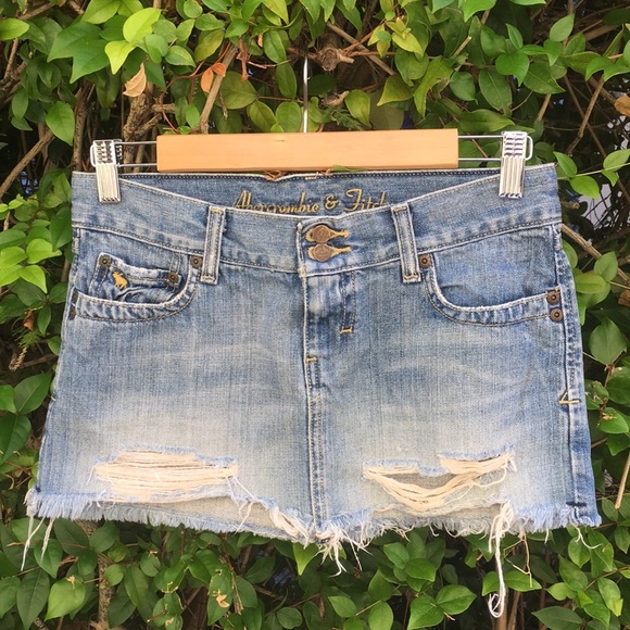 Abercrombie & Fitch Dresses & Skirts - Ambercrombie Mini Size 00